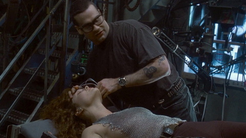 Pic: Dina Meyer in Johnny Mnemonic
