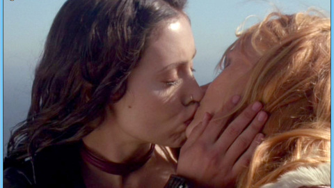 Pic: Alyssa Milano in Kiss the Bride