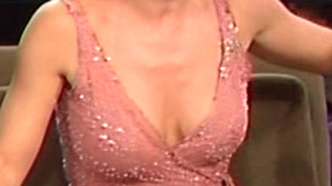 Pic: Alyssa Milano in The Tonight Show with Jay Leno