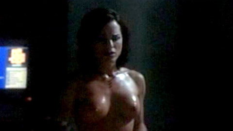 Pic: Kristin Minter in Savage