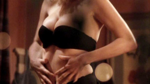 Pic: Elizabeth Mitchell in Hollywood Palms