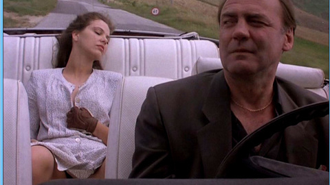 Pic: Ornella Muti in La domenica specialmente