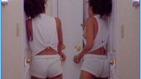 Pic: Gretchen Palmer in Trois