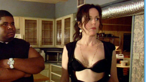 Pic: Mary-Louise Parker in Weeds