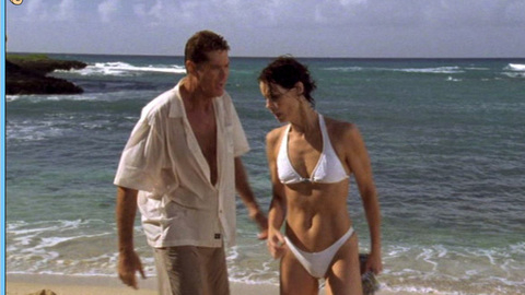 Pic: Alexandra Paul in Baywatch: Hawaiian Wedding