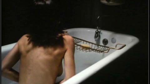 Pic: Amanda Pays in The Cold Room