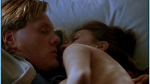 Pic: Elizabeth Peña in Highway Hitcher