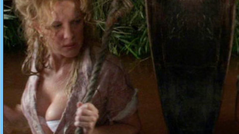 Pic: Elizabeth Perkins in Jiminy Glick in Lalawood