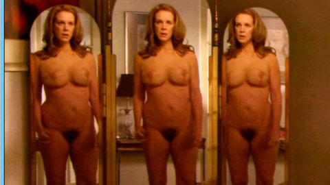 Pic: Elizabeth Perkins in Weeds