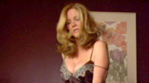 Pic: Elizabeth Perkins in Weeds