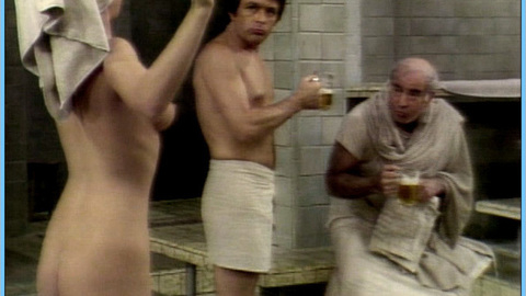 Pic: Valerie Perrine in Steambath