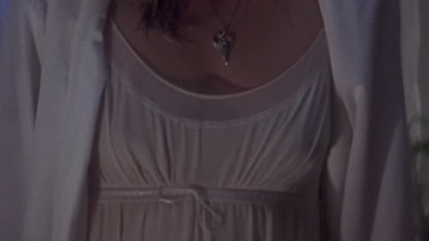 Pic: Michelle Pfeiffer in What Lies Beneath