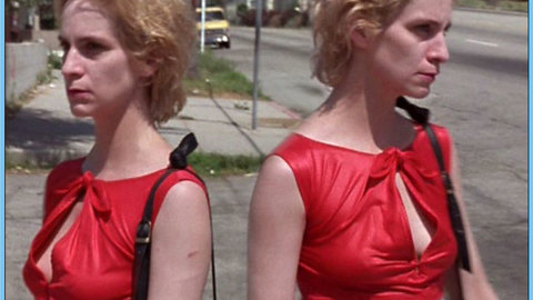 Pic: Amanda Plummer in Freeway