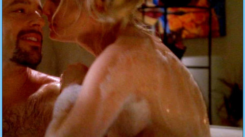 Pic: Teri Polo in Second String (2002)