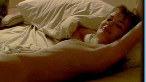 Pic: Paulina Porizkova in Knots