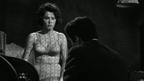 Pic: Stefanie Powers in Experiment in Terror (1962)