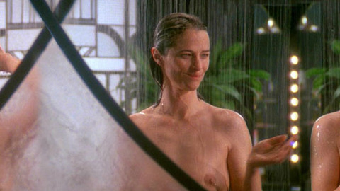 Pic: Charlotte Rampling in On ne meurt que deux fois