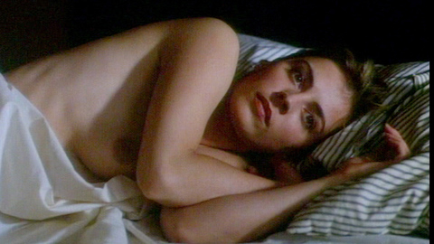 Pic: Saskia Reeves in Close My Eyes