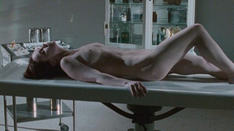 Pic: Christina Ricci in After.Life