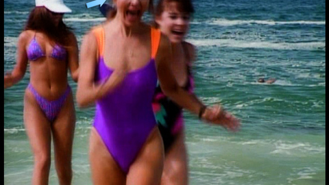 Pic: Tiffani-Amber Thiessen in Saved by the Bell: Hawaiian Style (1992)