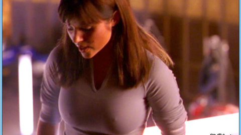 Pic: Tiffani-Amber Thiessen in Fastlane