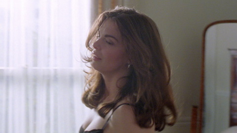 Pic: Jeanne Tripplehorn in Sliding Doors