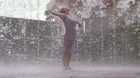 Pic: Elisabeth Shue in Molly