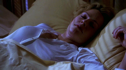 Pic: Elisabeth Shue in Hollow Man