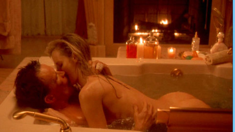 Pic: Lori Singer in Sunset Grill