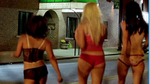 Pic: Anna Nicole Smith in Illegal Aliens