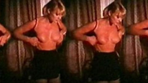 Pic: Elke Sommer in Einer von uns beiden