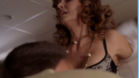 Pic: Mary Steenburgen in Numb