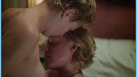 Pic: Sharon Stone in If These Walls Could Talk 2