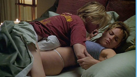 Pic: Sharon Stone in If These Walls Could Talk 2