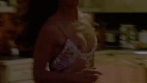 Pic: Madeleine Stowe in Unlawful Entry