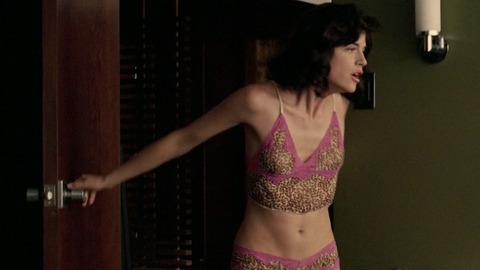 Pic: Selma Blair in Lies & Alibis (2006)