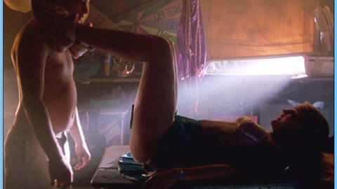 Pic: Dominique Swain in Happy Campers (2001)