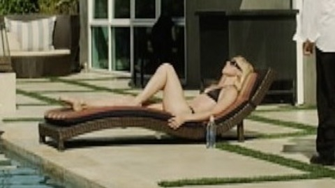 Pic: Dominique Swain in 6 Ways To Die