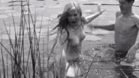 Pic: Liv Ullmann in Ung flukt