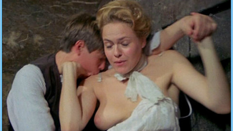 Pic: Alexandra Vandernoot in L' iniziazione