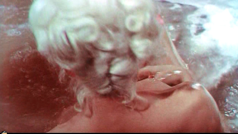 Pic: Mamie Van in 3 Nuts in Search of a Bolt