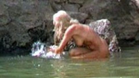 Pic: Victoria Vetri in When Dinosaurs Ruled the Earth