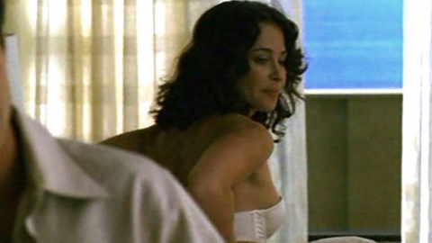 Pic: Julie Warner in Nip/Tuck