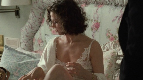 Pic: Sigourney Weaver in Working Girl