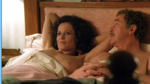 Pic: Sigourney Weaver in Half Moon Street (1986)