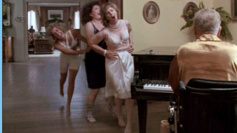 Pic: Cindy Williams in Meet Wally Sparks (1997)