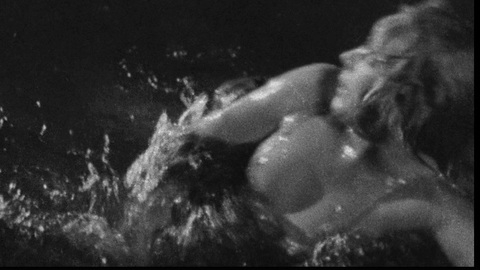 Pic: Fay Wray in King Kong