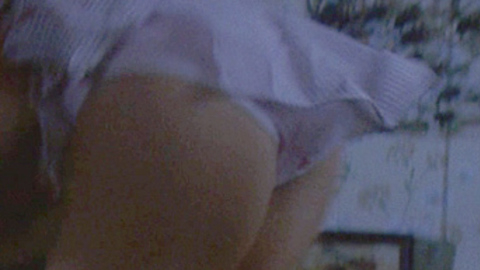 Pic: Amanda Wyss in A Nightmare on Elm Street (1984)