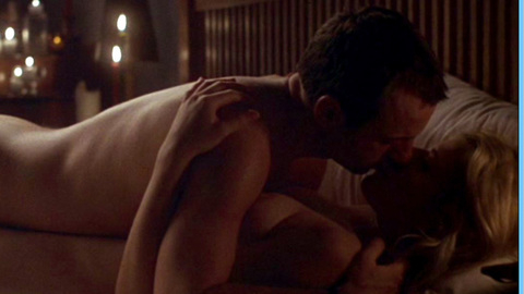 Pic: Amanda De Cadenet in Fall