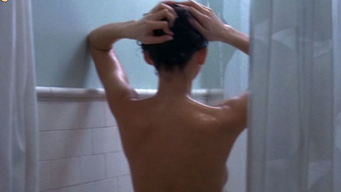 Pic: Sarah Michelle Gellar in Suburban Girl